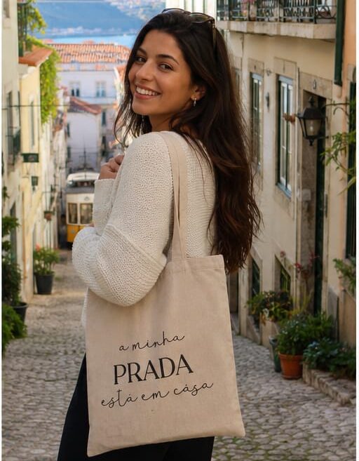 Tote bag Prada. Divertida linda, de algodão reciclado. Presente menos de 10€